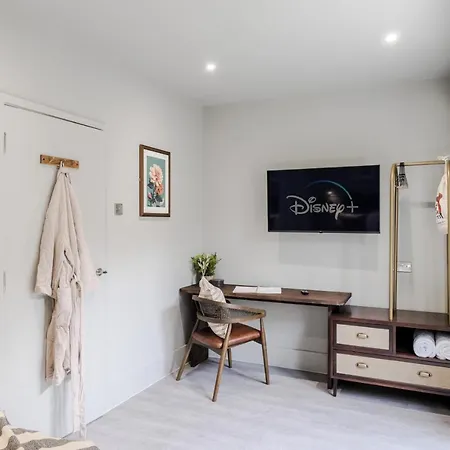 Tooting - Your Apartment London
