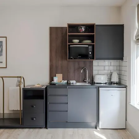 Tooting - Your Apartment London