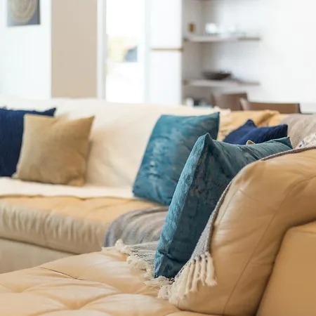 Stunning 2br Flat W2 Patio In Kensington Apartment