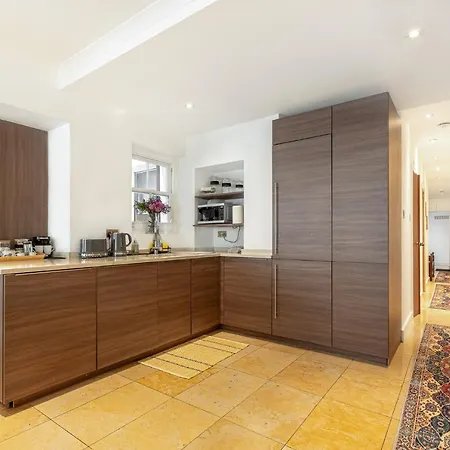 Apartment Stunning 2br Flat W2 Patio In Kensington