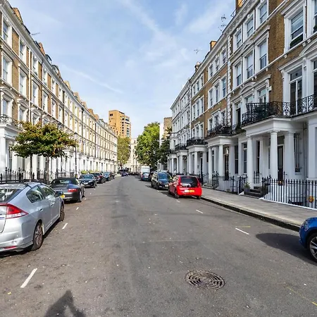 Stunning 2br Flat W2 Patio In Kensington Apartment