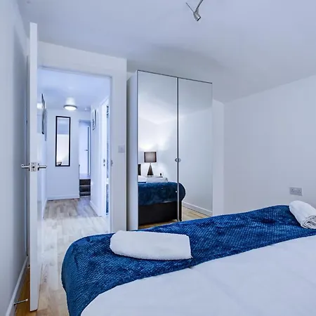 Peckham Plaza Apartment London