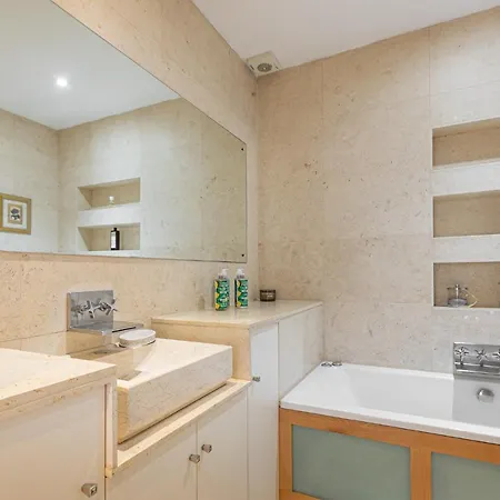 Apartment Stunning 2br Flat W2 Patio In Kensington London