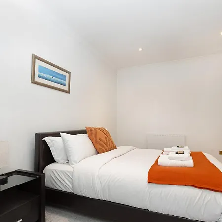 Stunning 2br Flat W2 Patio In Kensington * London