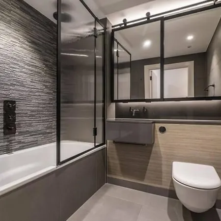 *rare Find* Luxury Collection Apartment London