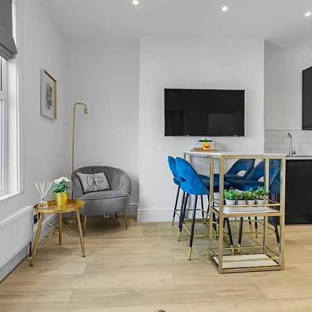 Apartment Modern 3 And 2 Bedroom In Maida Vale London