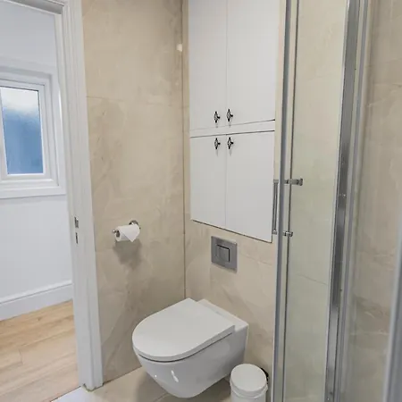 Modern 3 And 2 Bedroom In Maida Vale