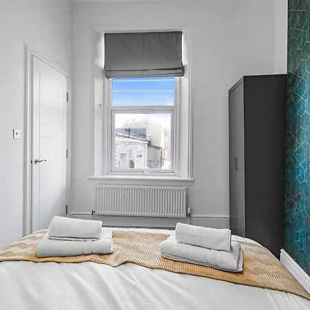 Apartment Modern 3 And 2 Bedroom In Maida Vale London