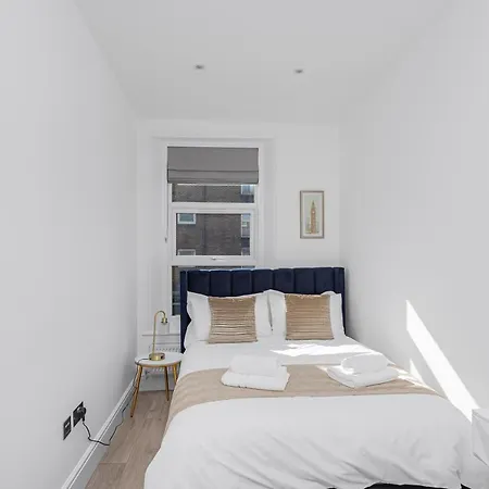 Modern 3 And 2 Bedroom In Maida Vale London
