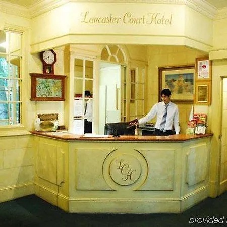 Hotel Lancaster Court 3*