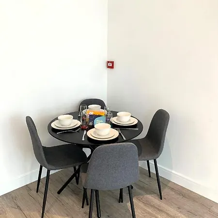 Apartment Modern Flat Near Highbury & Islington Station London