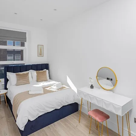 Modern 3 And 2 Bedroom In Maida Vale Apartment London