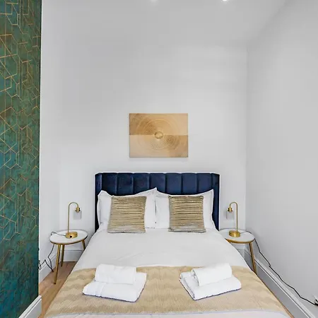Modern 3 And 2 Bedroom In Maida Vale London