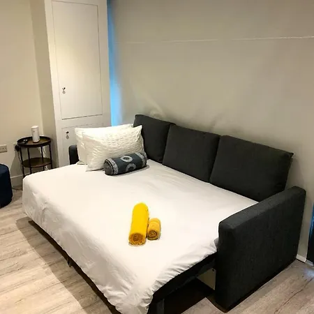 Modern Flat Near Highbury & Islington Station Apartment