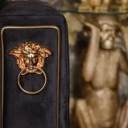 Luxury Versace Sleeps10 Hottub Pool Table Skytv Villa *