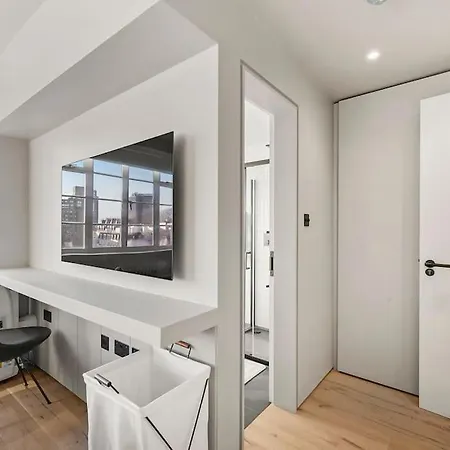 Apartment Luxury Kensington Flat With Terrace And Ac London