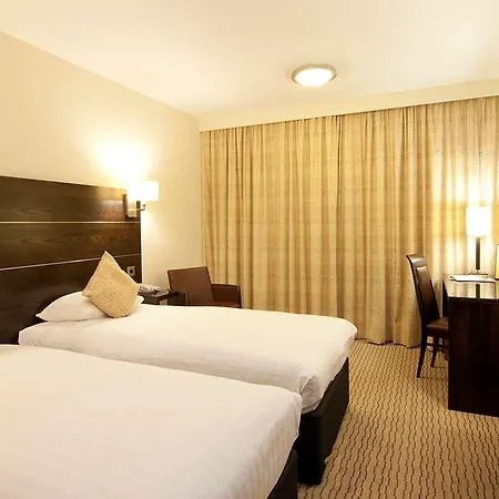 Doubletree By Hilton London Heathrow Airport
