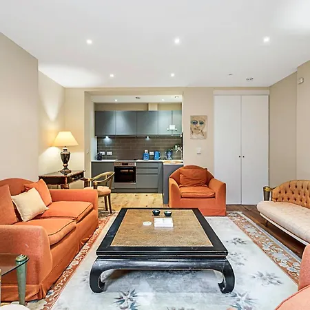 Beautiful Abode In Kensington Olympia * London