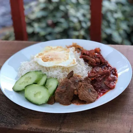 Szálloda Berjaya Eden Park 3*