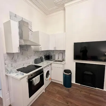 Apartment Iconic One Bed In Chiswick London