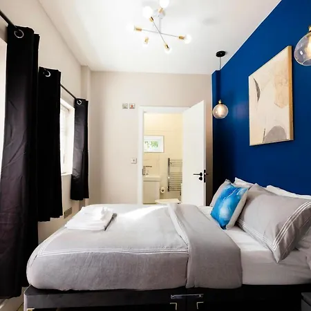 Bed & Breakfast Ensuite With Garden London