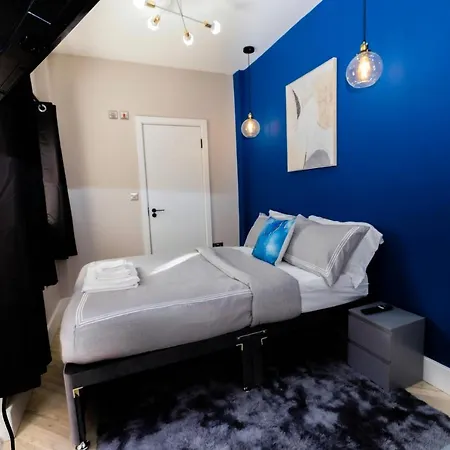 Bed & Breakfast Ensuite With Garden *