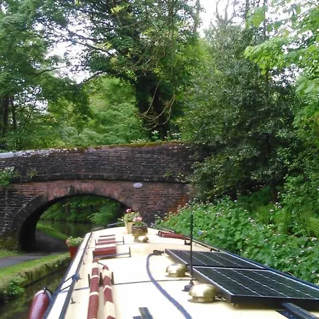 Cosy Canal Boat In Little Venice By Paddington For Family & Friends *