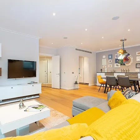 Apartment Luxurious Modern 3br Flat In Prime Canary Wharf London