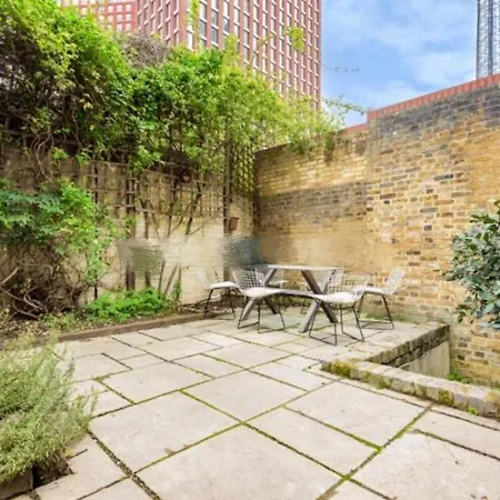 Vauxhall Shared House: Embassy Area Convenience Homestay