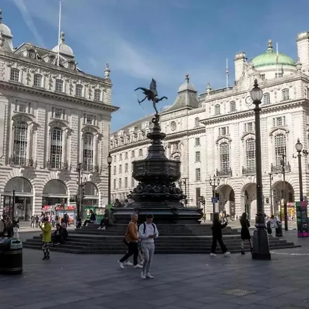 Exclusive Premium St James London