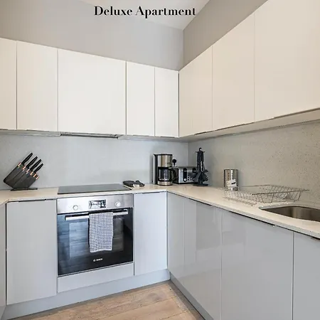 Apartment Superb Opposite Edgware Road Station *