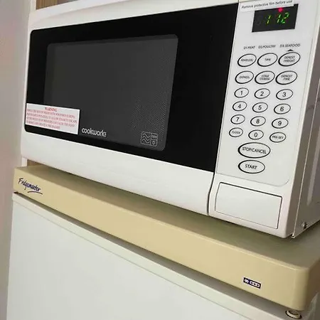 Flat Espacoso 3min Do Metro Apartment