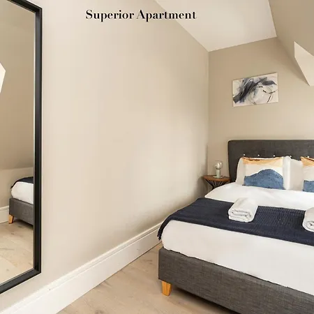 Superb Opposite Edgware Road Station London