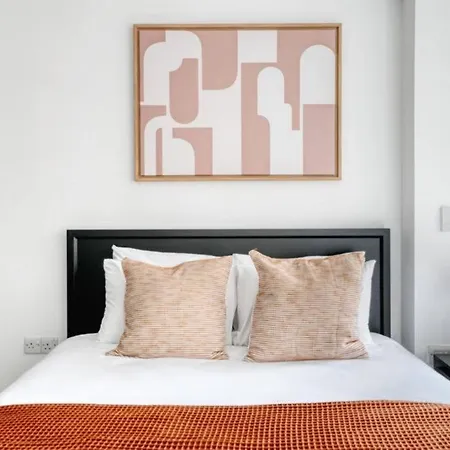 Apartment Exquisite 2 Bed Soho Central Sleeps 6