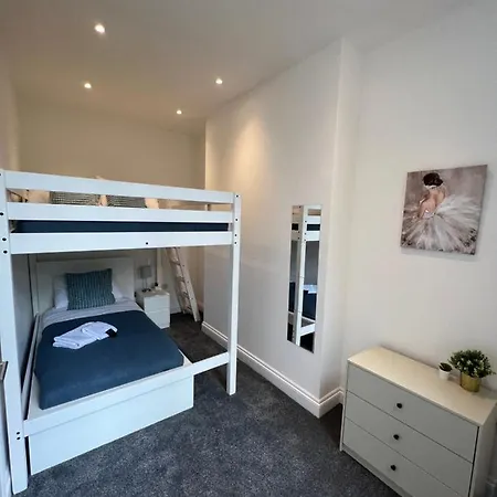Amazing One Bed Flat West Hampstead Apartment London