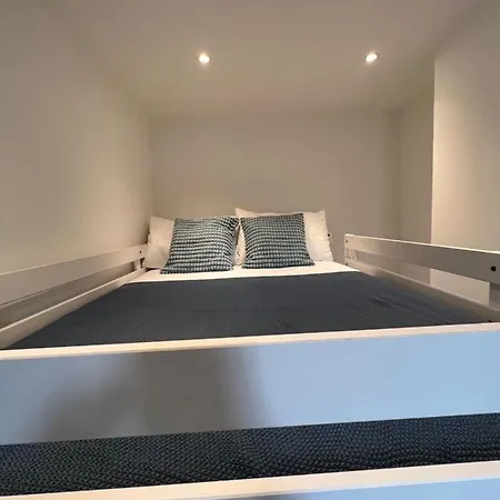 Amazing One Bed Flat West Hampstead Apartment *