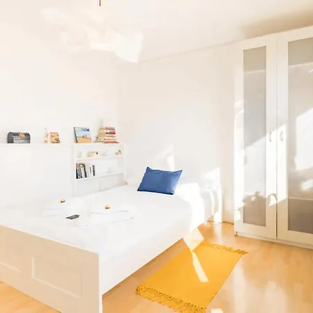 Central Flat-share
