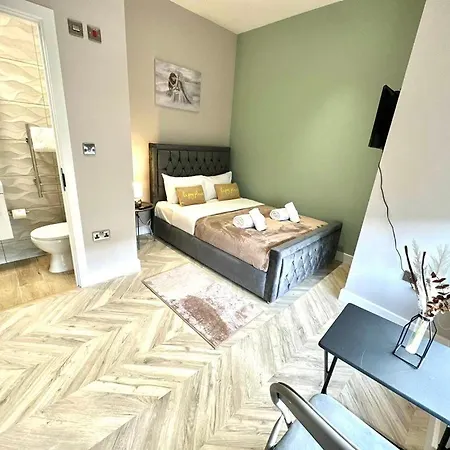 Lewisham Suites - Se6 *