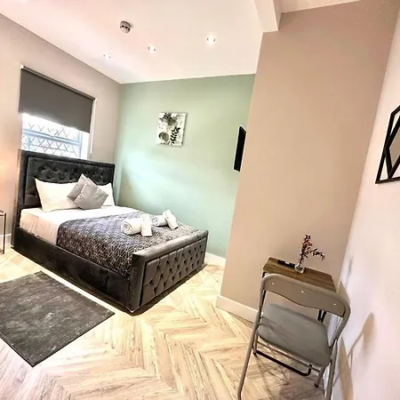 Lewisham Suites - Se6 Guest house *