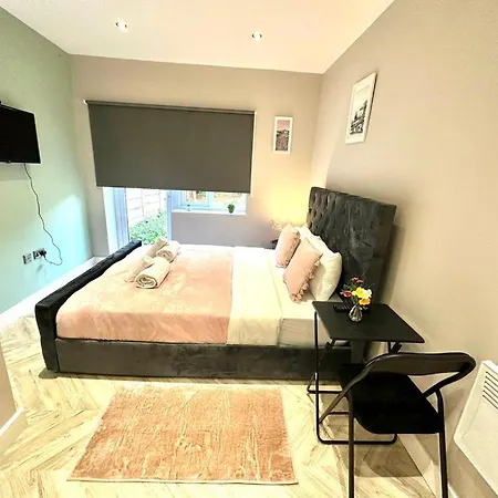 Lewisham Suites - Se6 Guest house London
