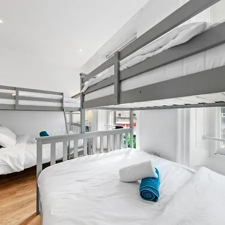 Lavish 3 Bedroom Flat In Mayfair Hy4 *