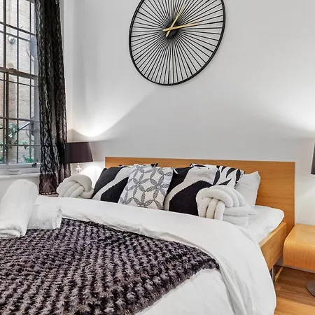 Lavish 3 Bedroom Flat In Mayfair Hy4 Apartment London