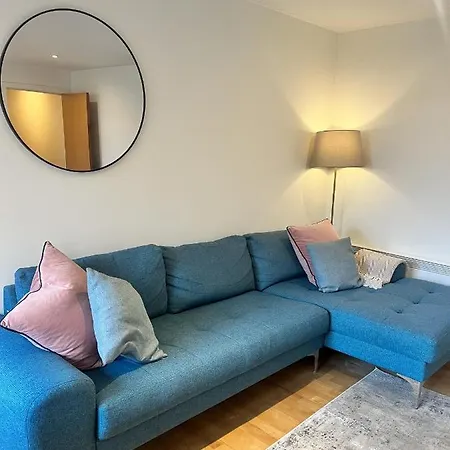 Spacious Mews Apartment, Clapham Londres