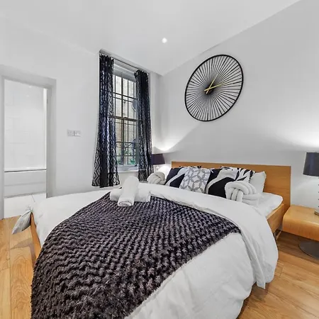 Lavish 3 Bedroom Flat In Mayfair Hy4 Apartment *