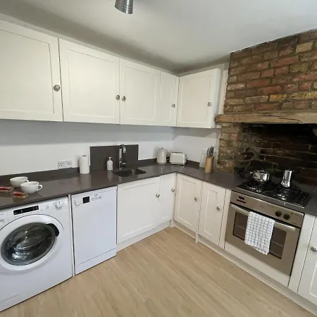 Poplar Farnborough Kent *