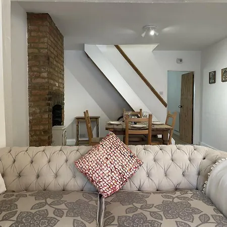Poplar Farnborough Kent * Orpington