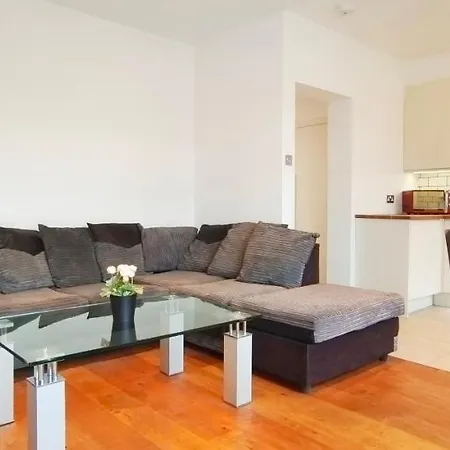Park View Garden Villa London