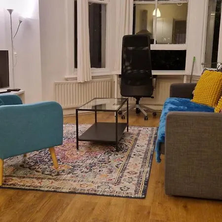 Primrose Hill - Charming, Cosy, 2 Double Bedrooms London