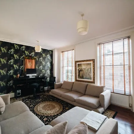 Stylish 2 Bedroom Flat In Camden Town Apartment London