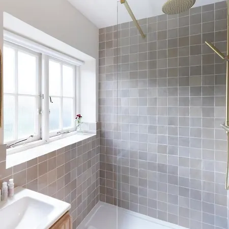 Apartment The Northampton Place - Lovely 1bdr Flat